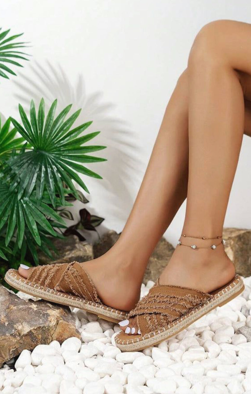 Boho Flat Straw Sandals