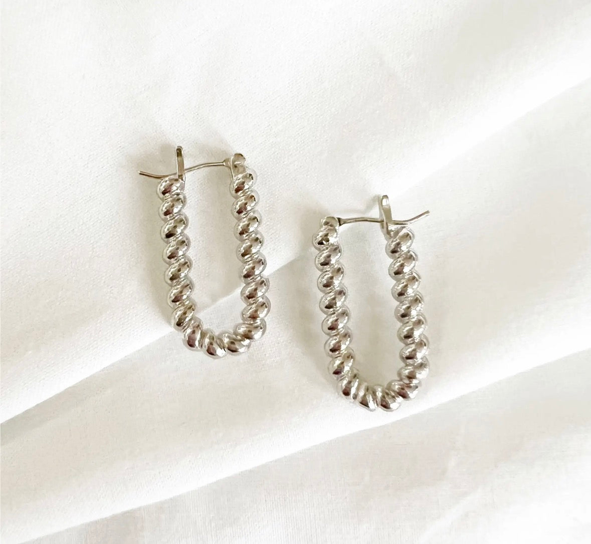 Croissant Hoops (white gold) | Earrings